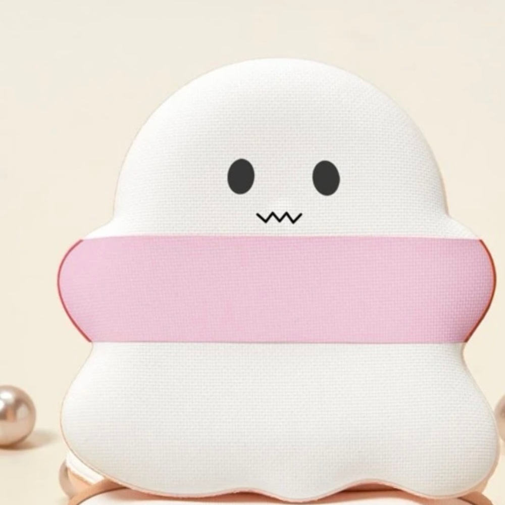 👻 Super Adorable Cartoon Ghost Makeup Sponge 👻